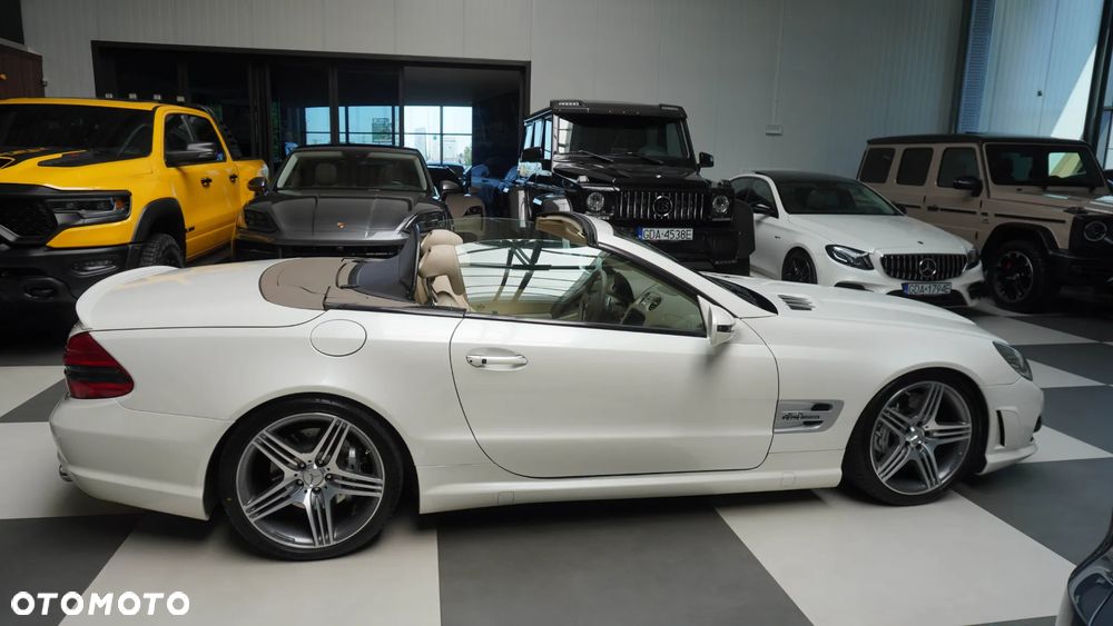 Mercedes-Benz SL 63 AMG SPEEDSHIFT MCT - 15