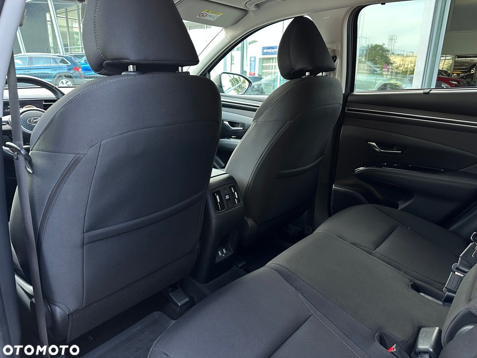 Hyundai Tucson 1.6 T-GDi 48V Platinum 4WD DCT - 11