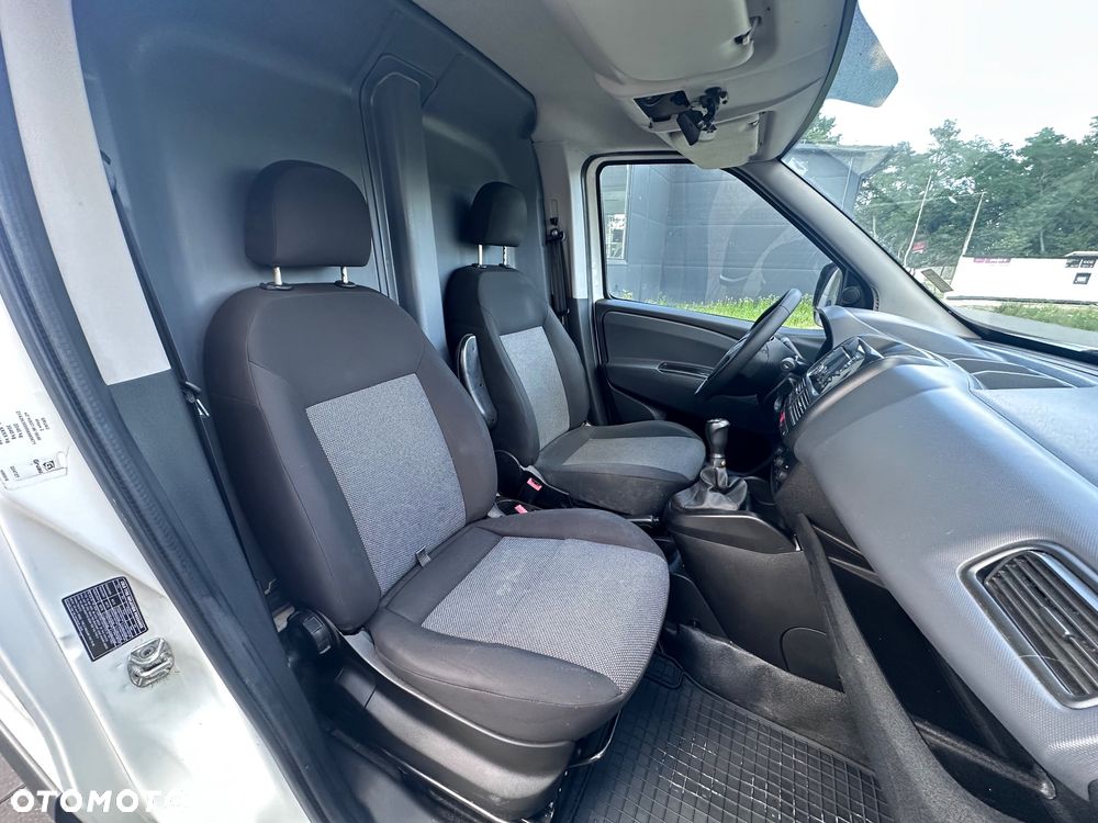Fiat Doblo - 10