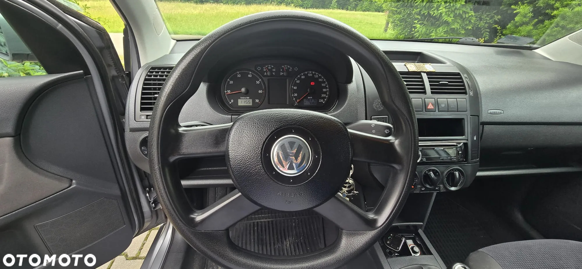Volkswagen Polo - 25