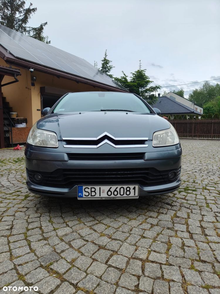 Citroën C4 1.6 16V Confort - 3