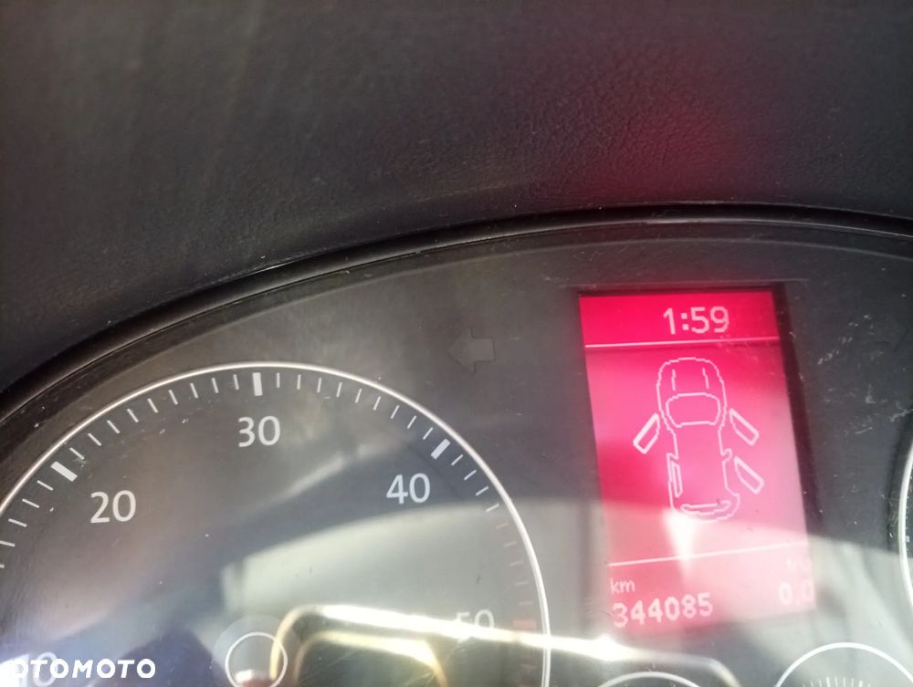 Volkswagen Touran - 9