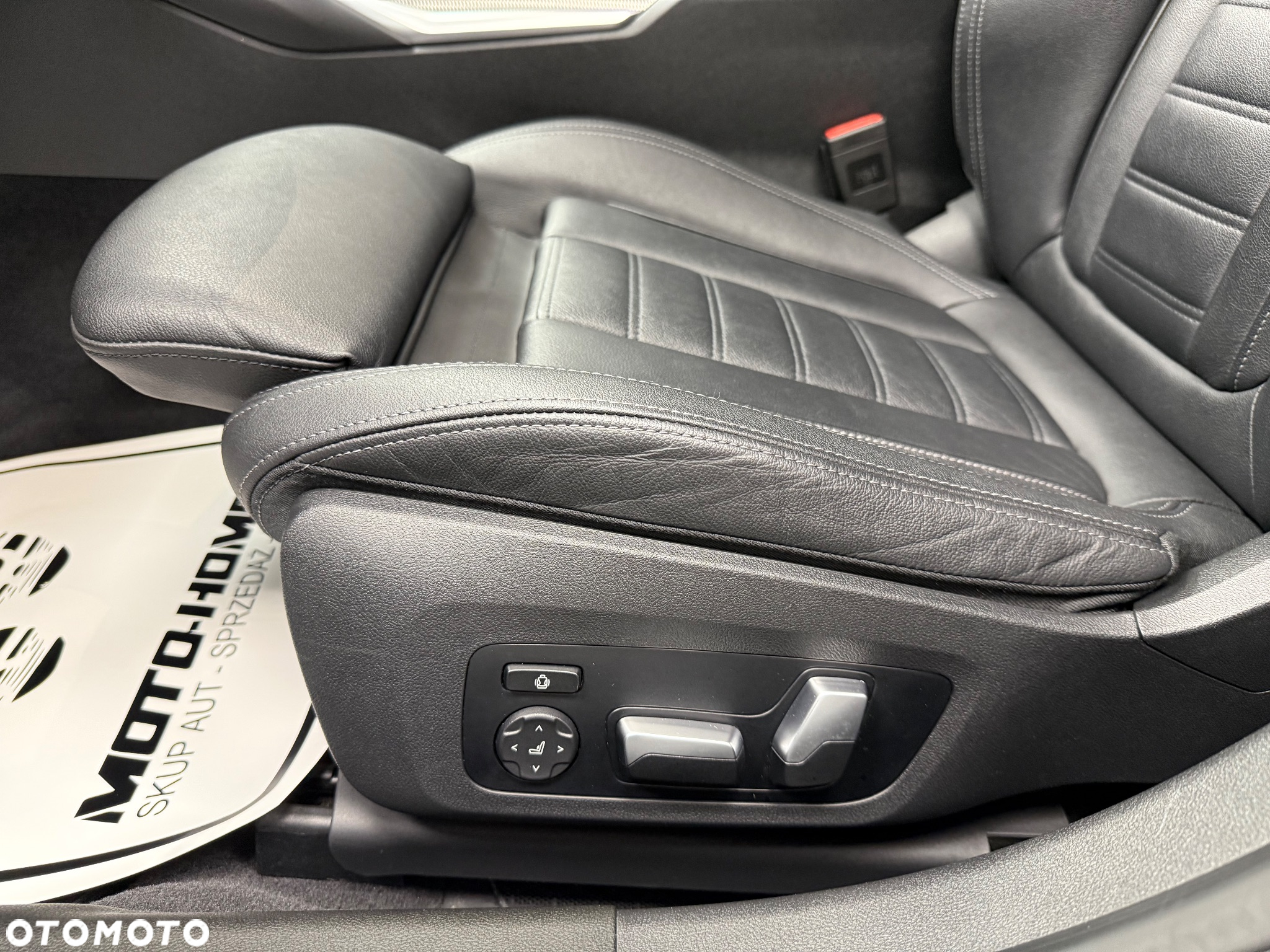 BMW Seria 3 320i M Sport sport - 13