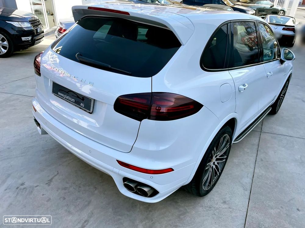 Porsche Cayenne S E-Hybrid - 51