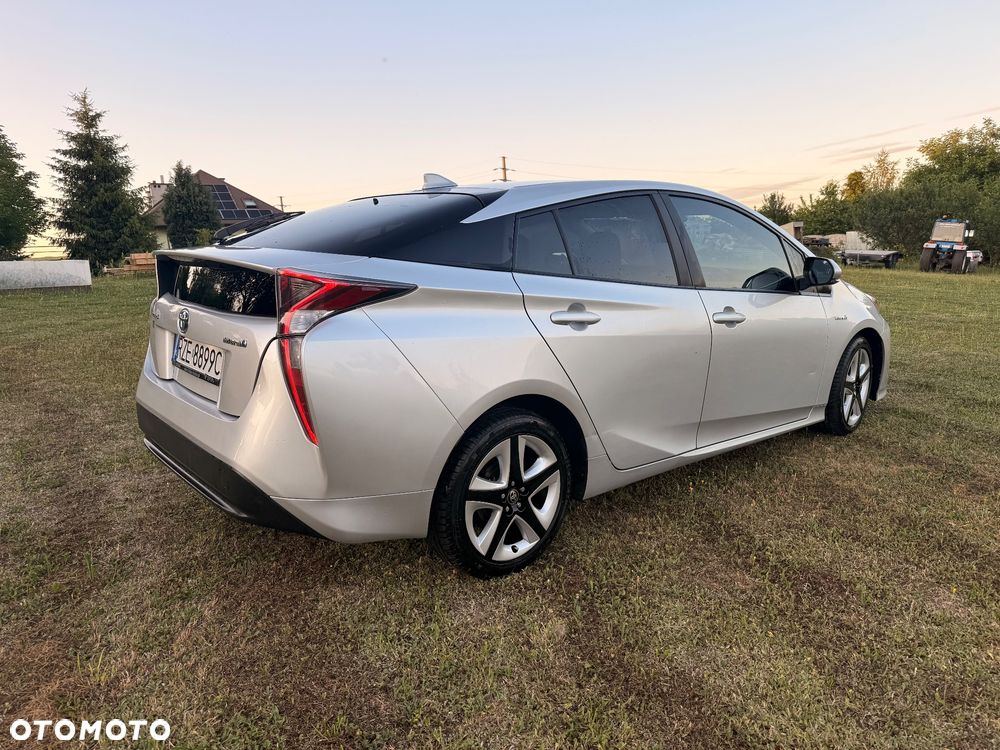 Toyota Prius 1.8 Hybrid Prestige - 3