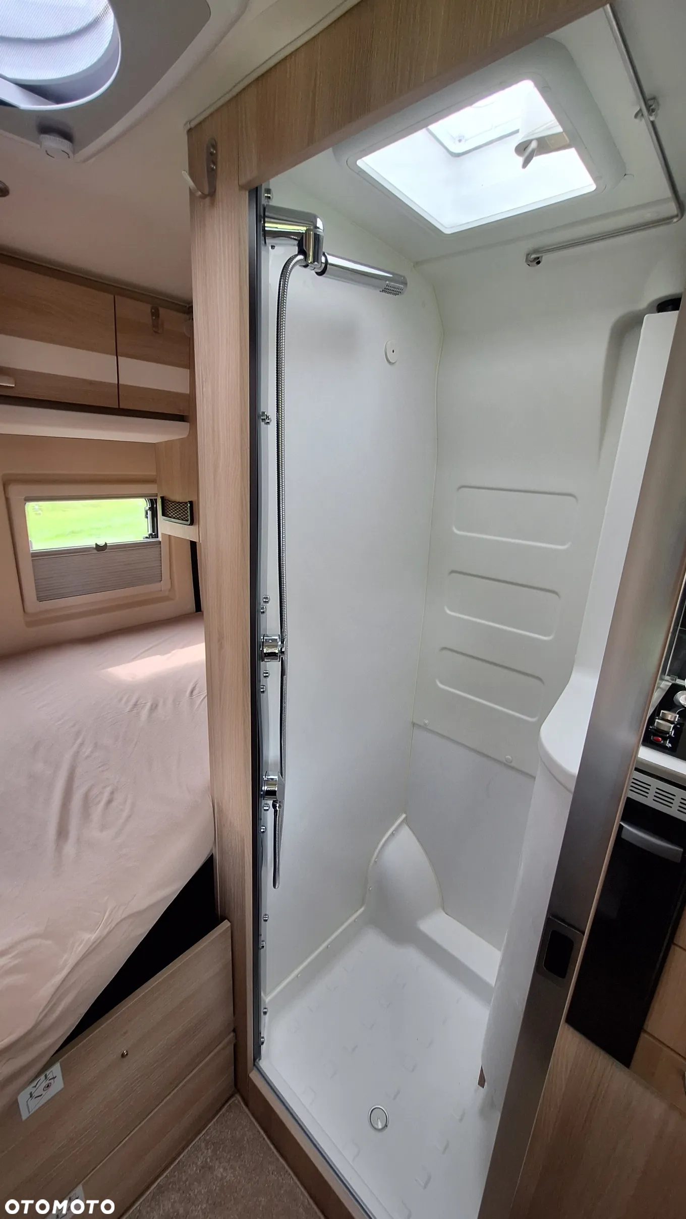 KNAUS CAMPEREVE MAGELLAN - 18