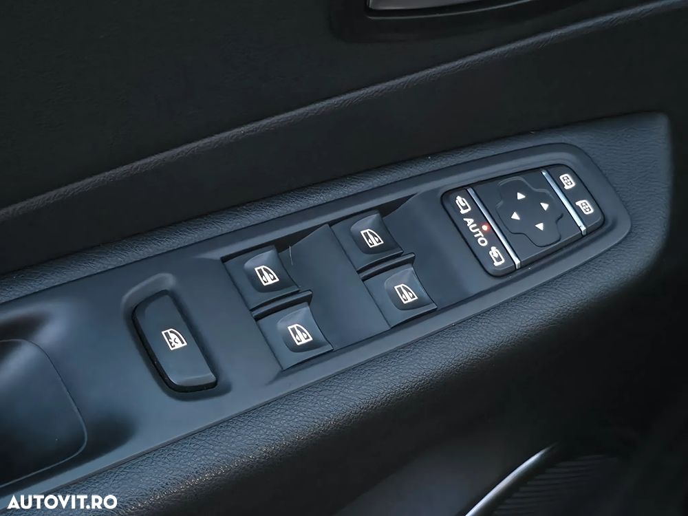 Renault Captur ENERGY TCe EDC Intens - 29