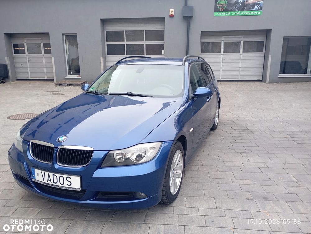 BMW Seria 3 318i - 3