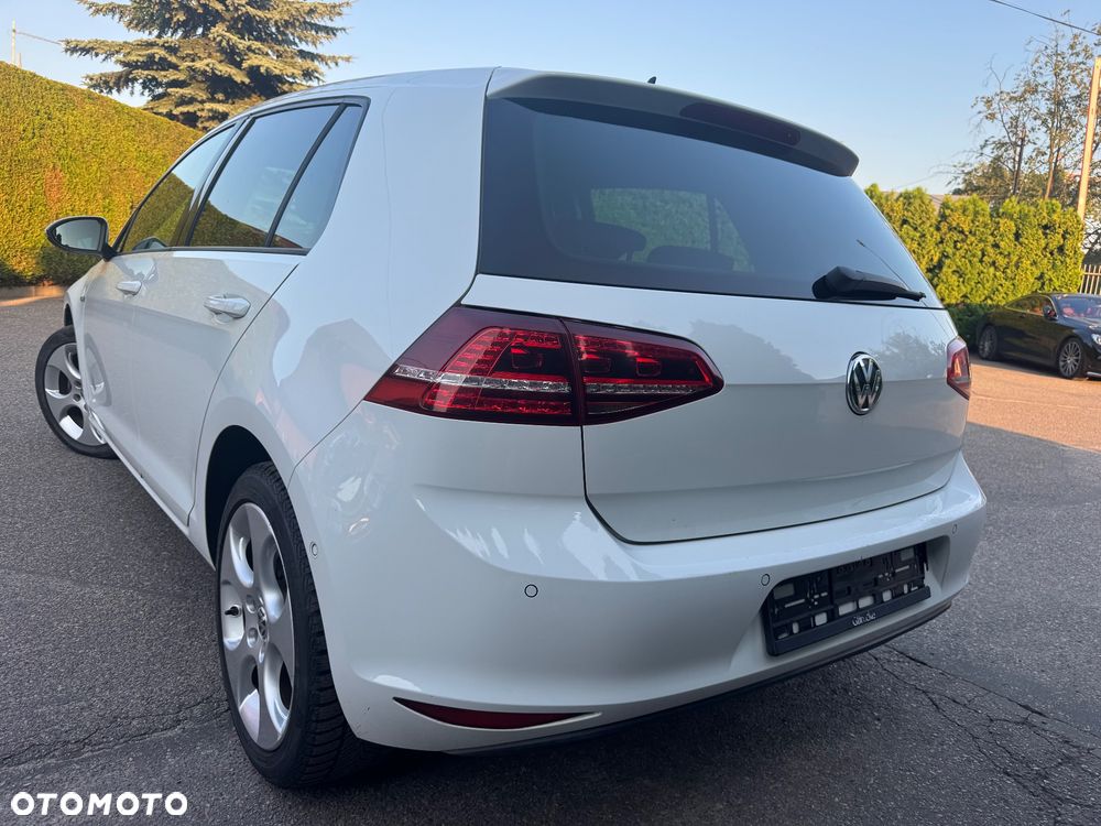 Volkswagen Golf 1.2 TSI BMT Trendline Perfectline - 3