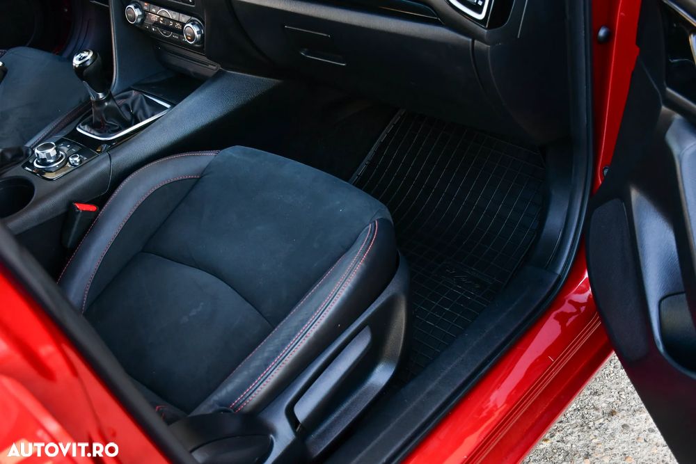 Mazda 3 SKYACTIV-G 120 NAKAMA - 20