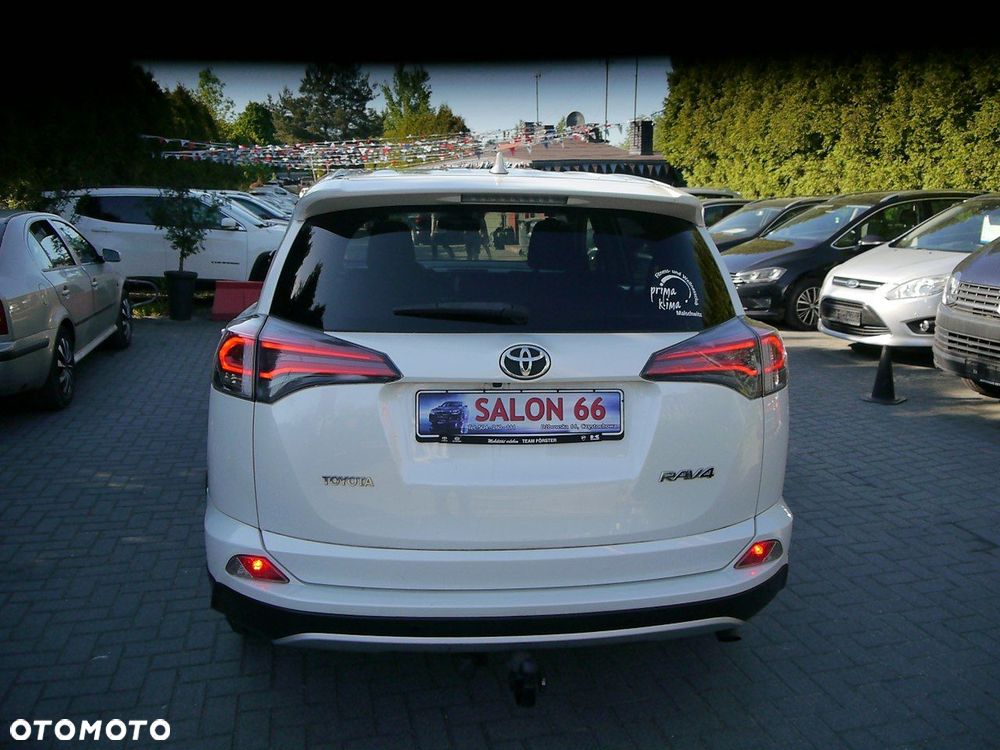 Toyota RAV4 2.0 D-4D Premium 4x2 - 20