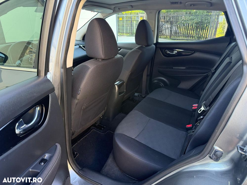 Nissan Qashqai 1.5 DCI N-Connecta - 15