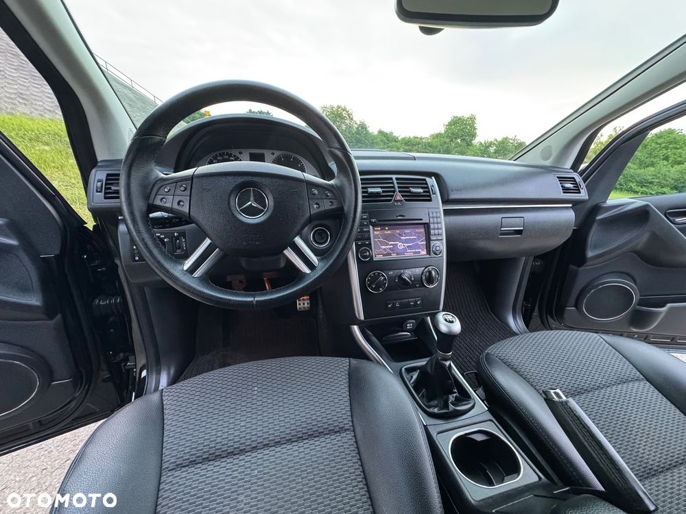 Mercedes-Benz Klasa B 160 BlueEFFICIENCY EU5 - 32