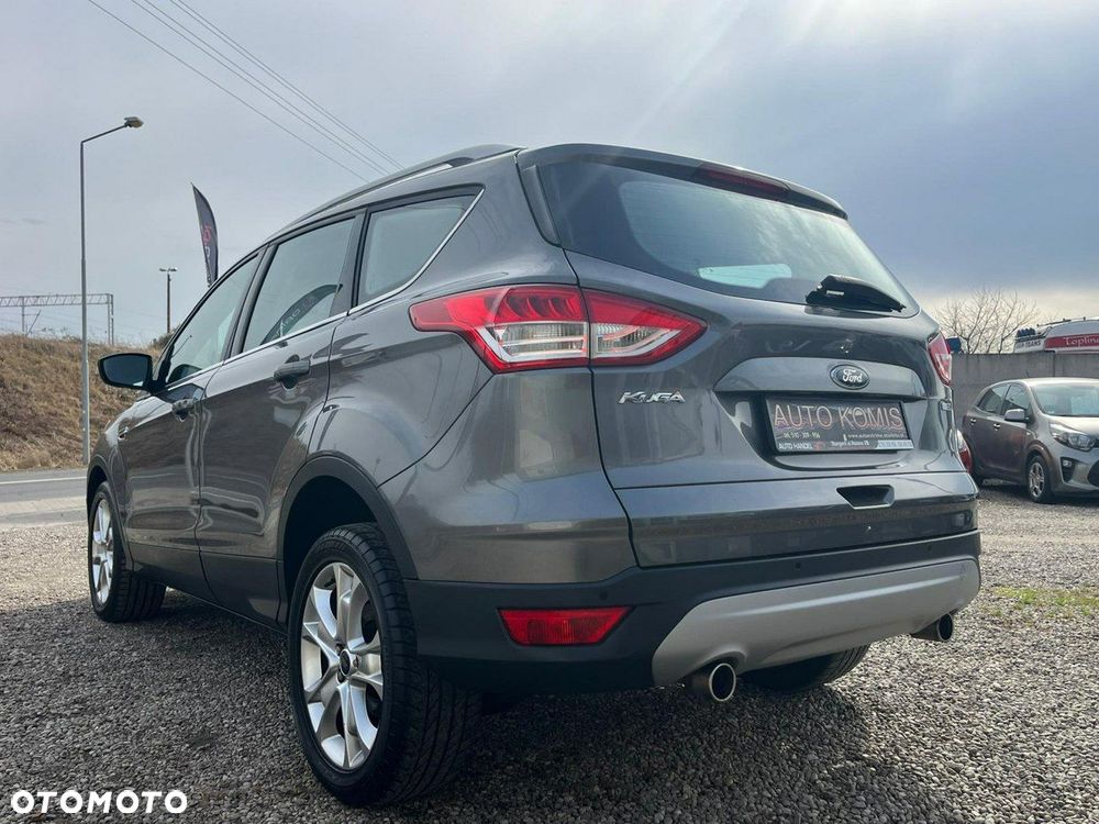 Ford Kuga 1.6 EcoBoost 2x4 Titanium - 36