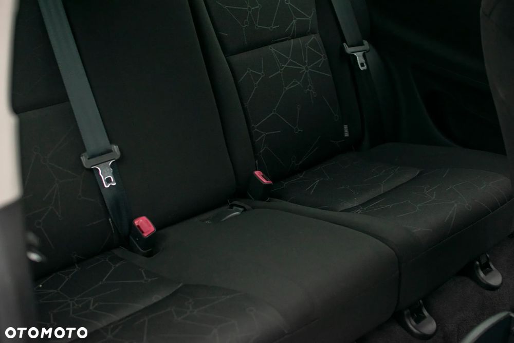 Toyota Auris - 6