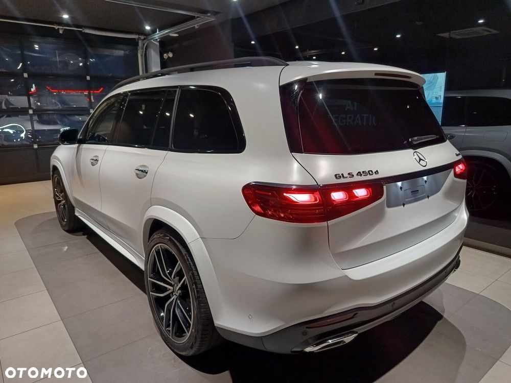 Mercedes-Benz GLS - 7