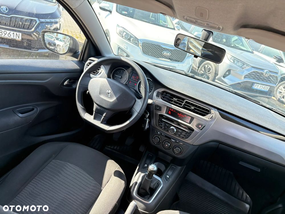 Peugeot 301 1.2 Pure Tech Access - 19