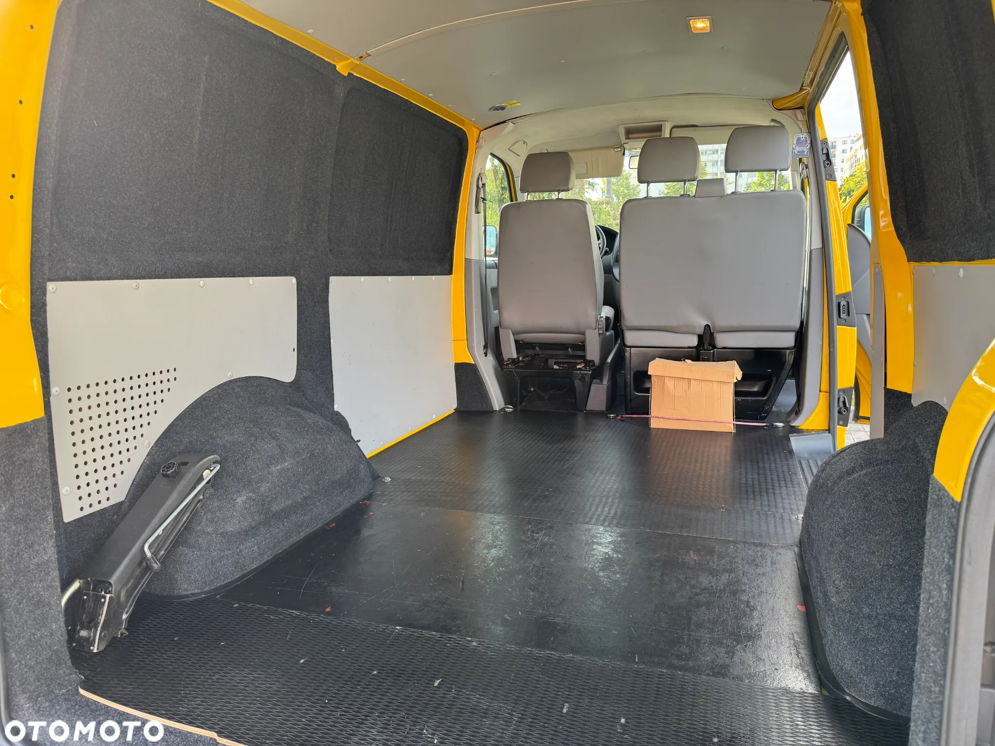 Volkswagen Transporter - 15