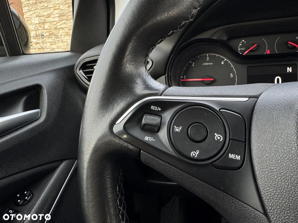 Opel Crossland X - 17