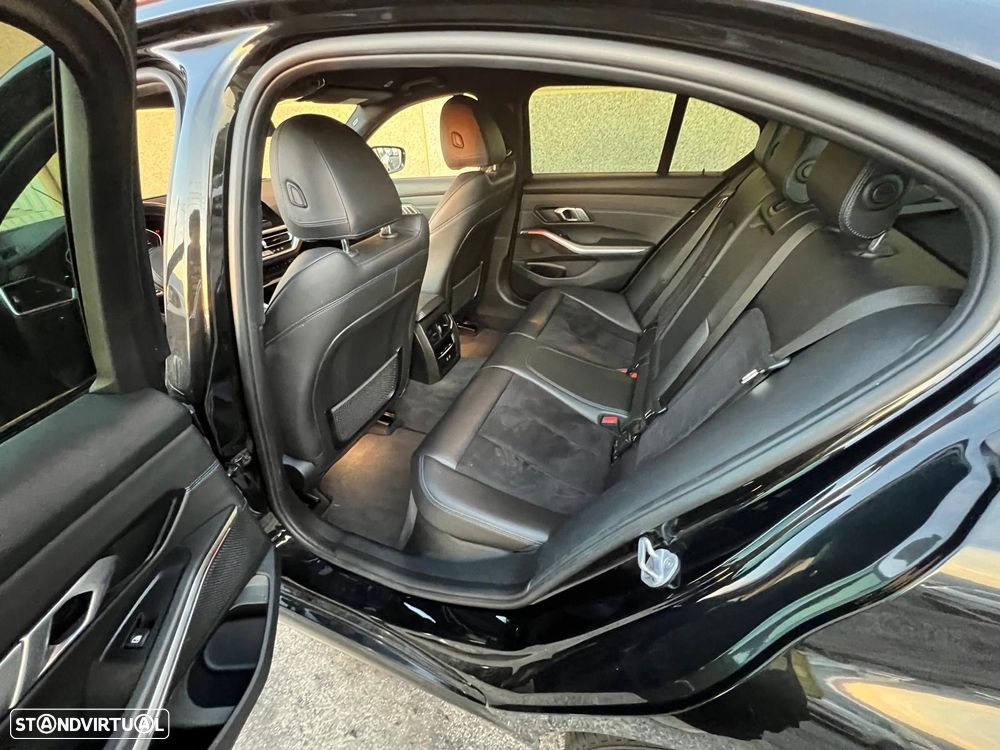 BMW 320 d Pack M Auto - 7