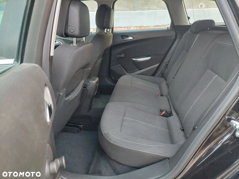 Opel Astra 1.4 Turbo Sports Tourer - 20