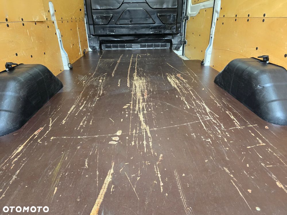 Ford Transit - 16