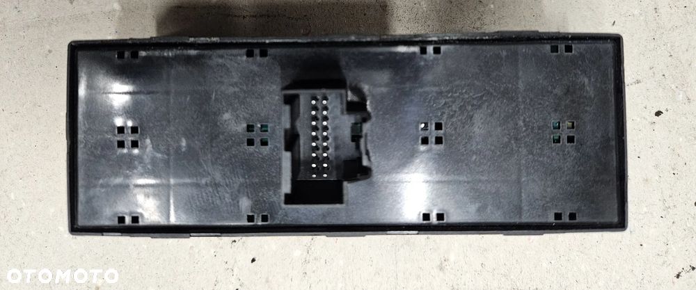 Opel Antara I Captiva panel sterowania szyb - 2