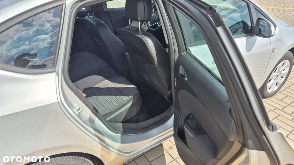 Opel Astra 1.4 T Active EU6 - 15