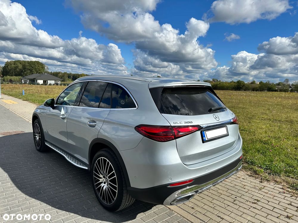 Mercedes-Benz GLC - 4