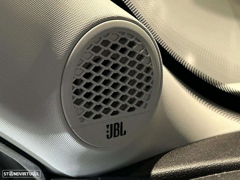 Jeep Avenger 1.2 GSE T3 Summit - 25