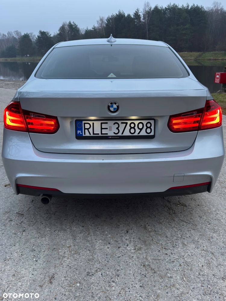 BMW Seria 3 316d - 11
