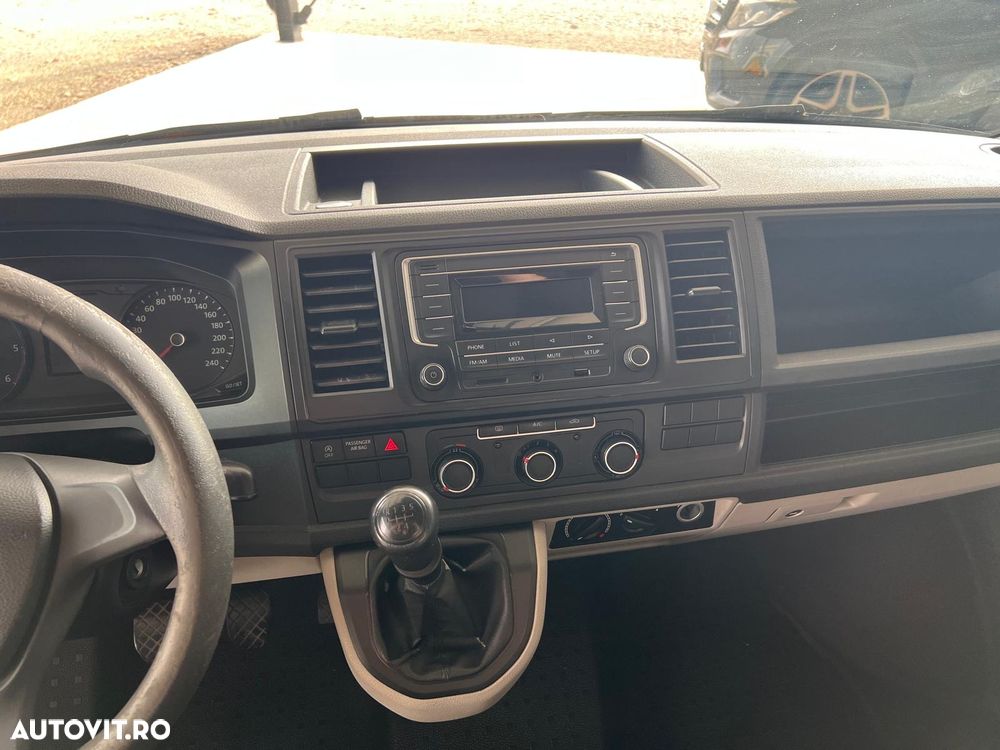 Volkswagen Transporter Lang EU6 - 18