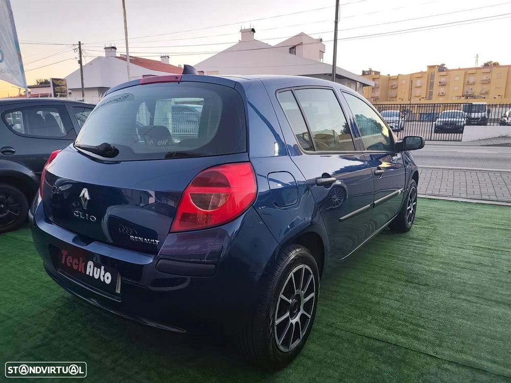 Renault Clio 1.2 16V Dynamique - 7