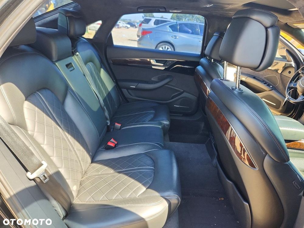 Audi A8 4.0 TFSI L Quattro - 10