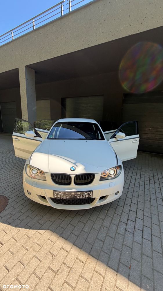 BMW Seria 1 - 25