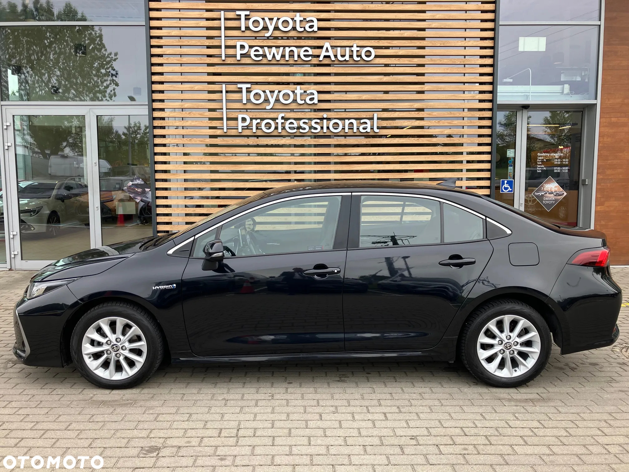 Toyota Corolla 1.8 Hybrid Comfort - 3