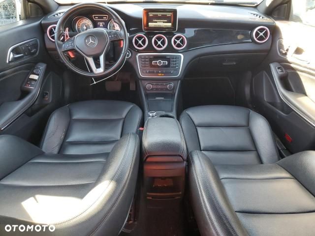 Mercedes-Benz CLA 250 4-Matic - 11