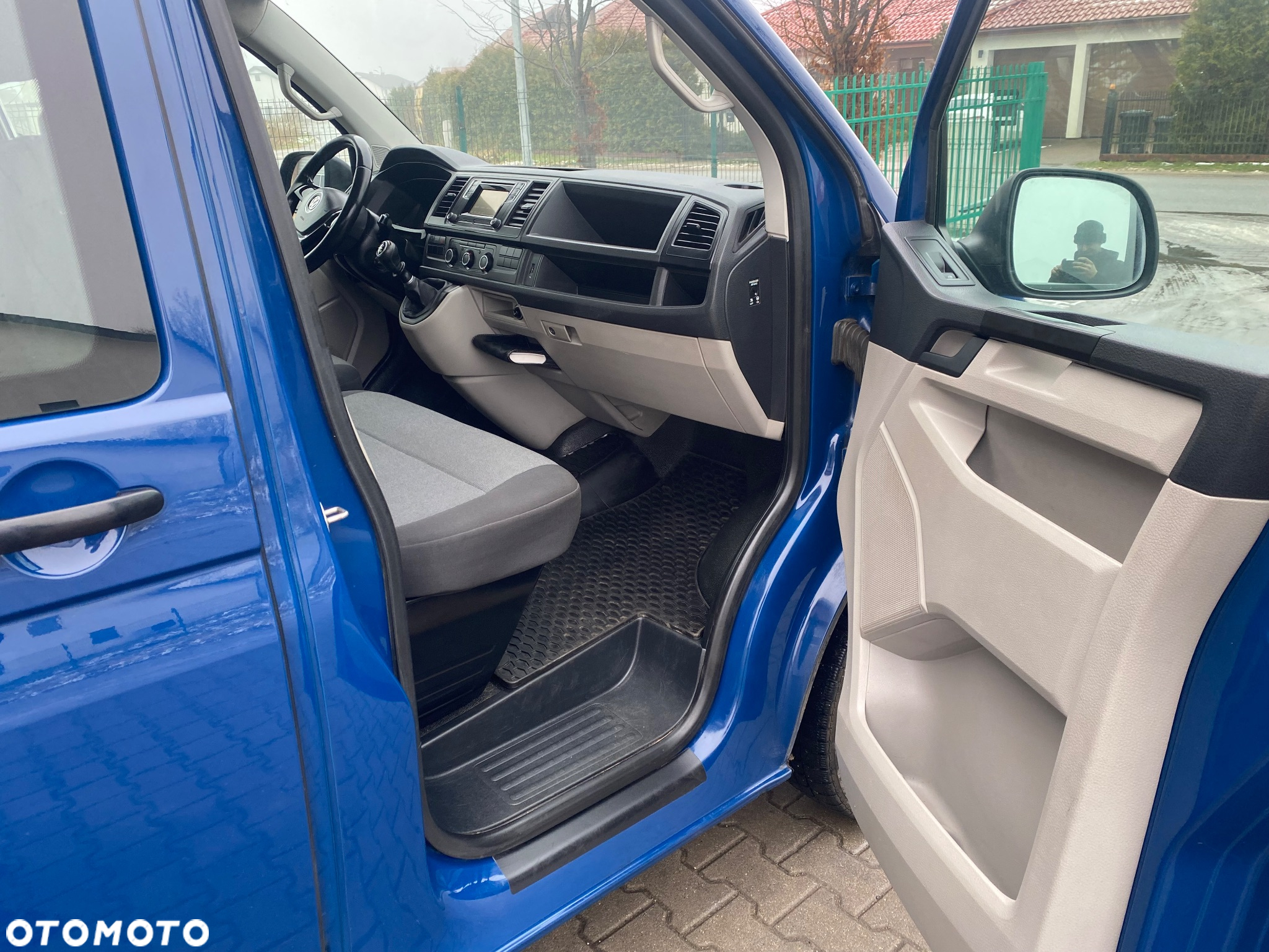 Volkswagen Transporter - 16