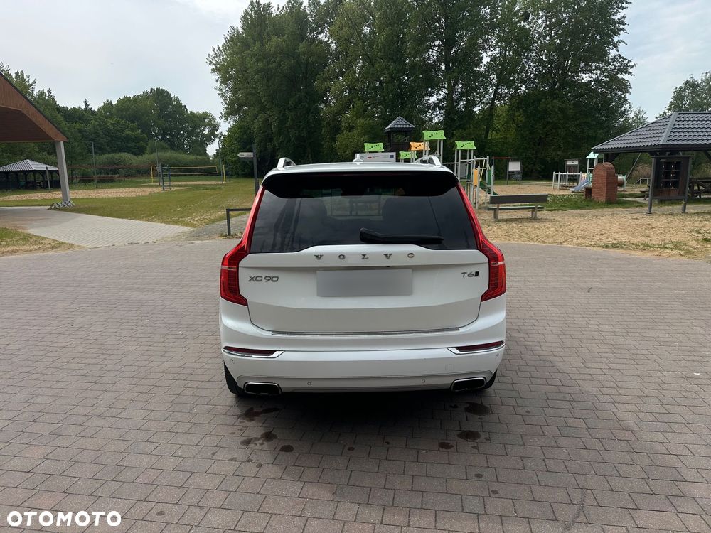 Volvo XC 90 T6 AWD Geartronic Momentum - 4