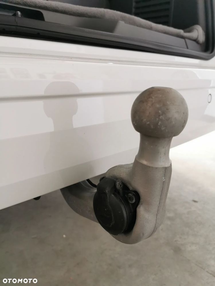 Volkswagen Multivan 2.0 TDI L2 Family DSG - 18