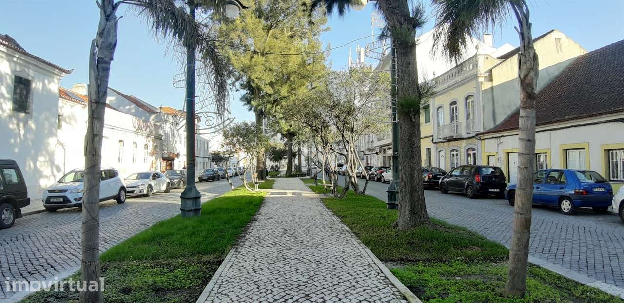 Prédio Misto para Investimento na Avenida dos Pescadores - Montijo - Grande imagem: 5/7