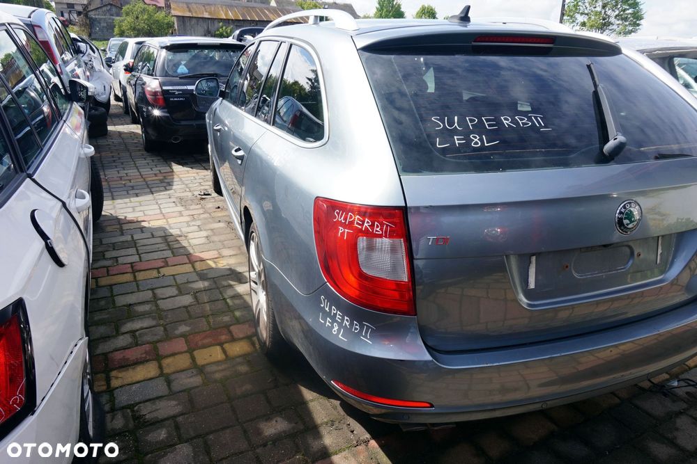 SKODA SUPERB II 3T KOMBI 2012 LF8L 2.0 TDI CFGB 170KM NLN SREBRNY na części - 3