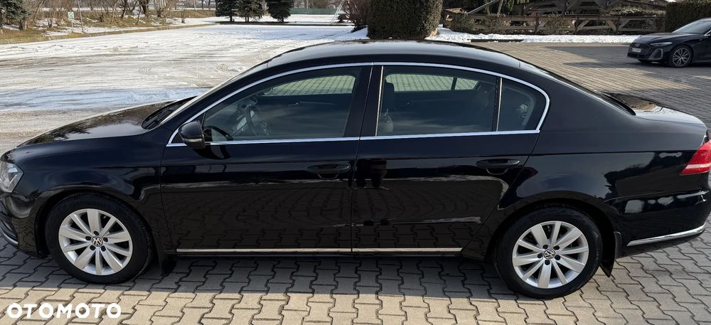 Volkswagen Passat - 3