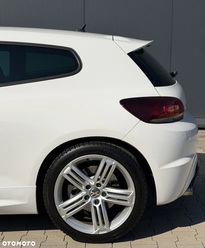 Volkswagen Scirocco 2.0 TSI R DSG - 40