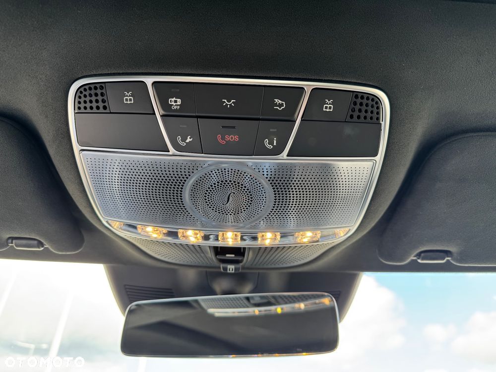 Mercedes-Benz Klasa S AMG 63 4-Matic+ 9G-TRONIC - 29