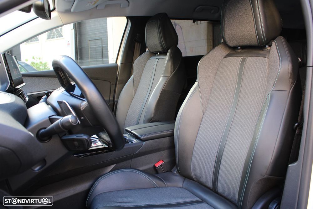 Peugeot 5008 PureTech 130 EAT8 Stop & Start Allure - 36