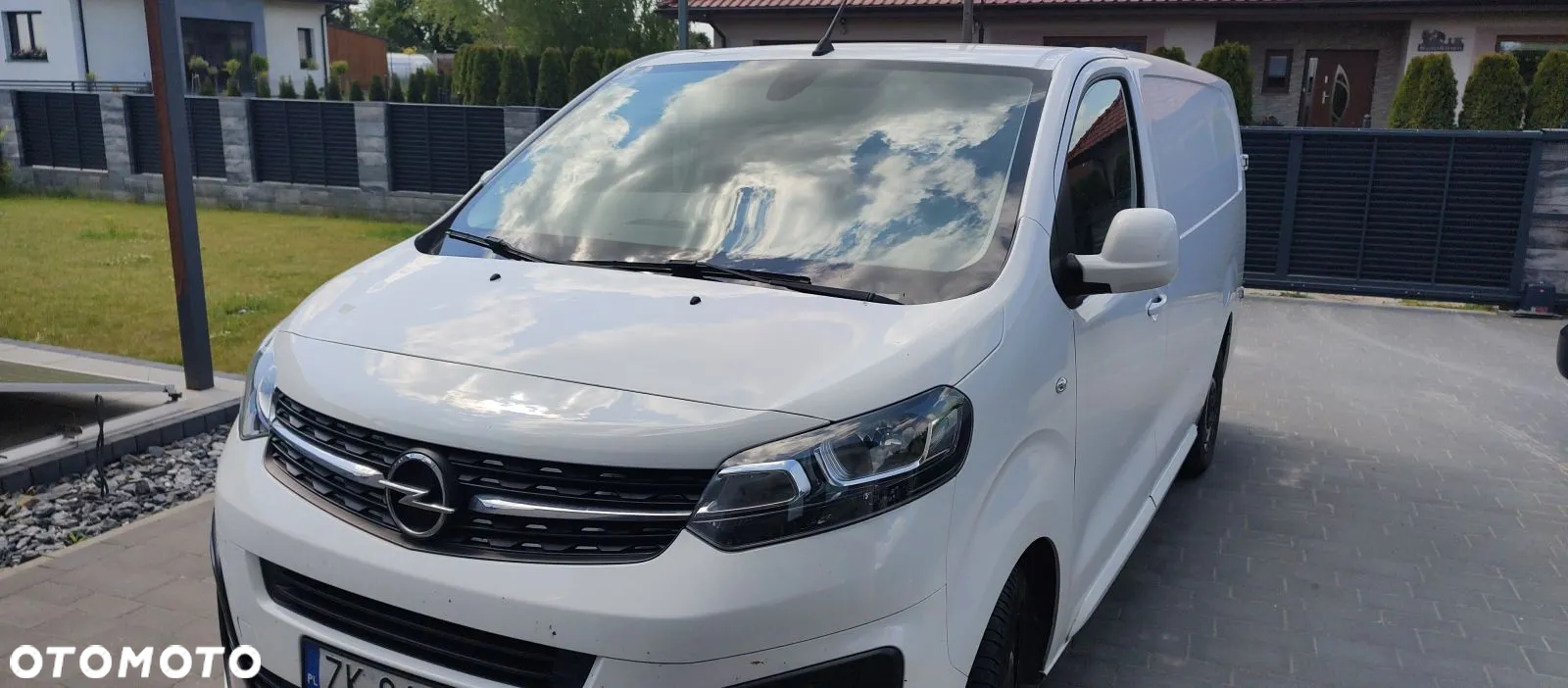 Opel Vivaro - 10