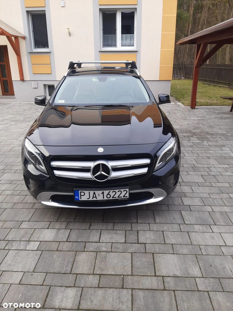 Mercedes-Benz GLA - 1