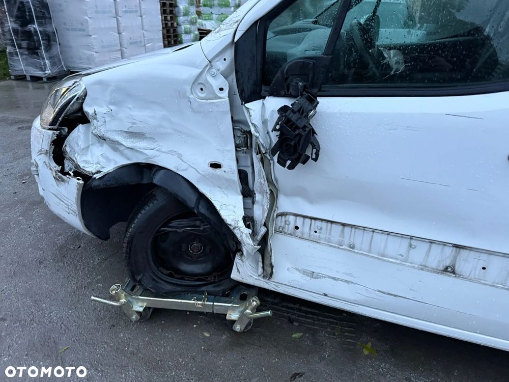 Citroën Berlingo Multispace PureTech 110 SELECTION - 21