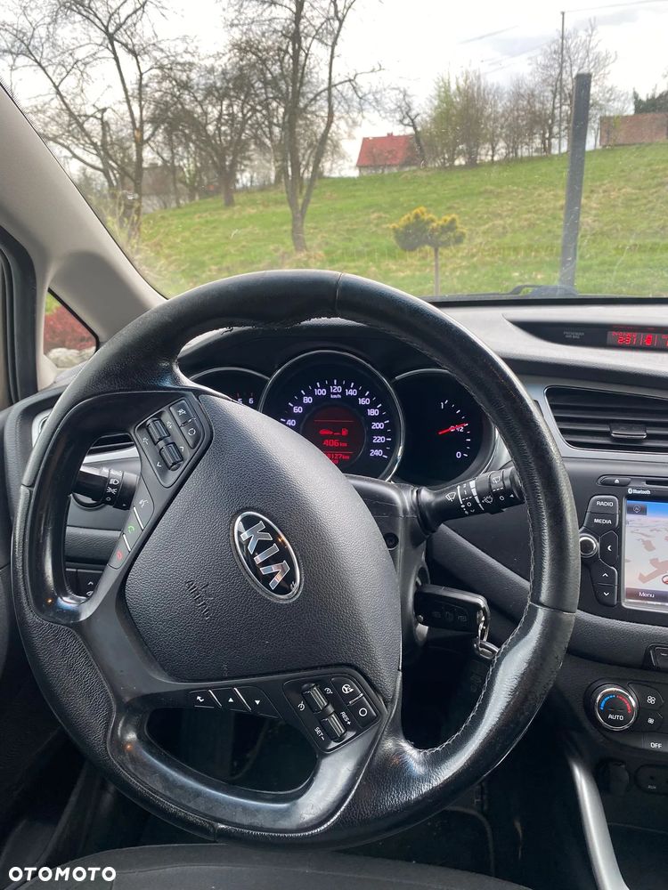 Kia Ceed 1.6 CRDi 128 ISG Platinum Edition - 7